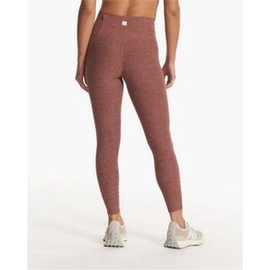 Vuori clean elevation legging in color heathered hazelnut Leggings